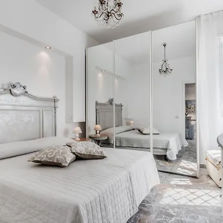 Maison Accademia Apartment
